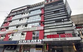 Cosmo Hotel Espana Near Ust